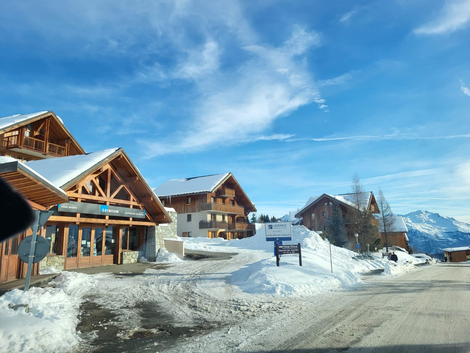 Village savoyard en hiver