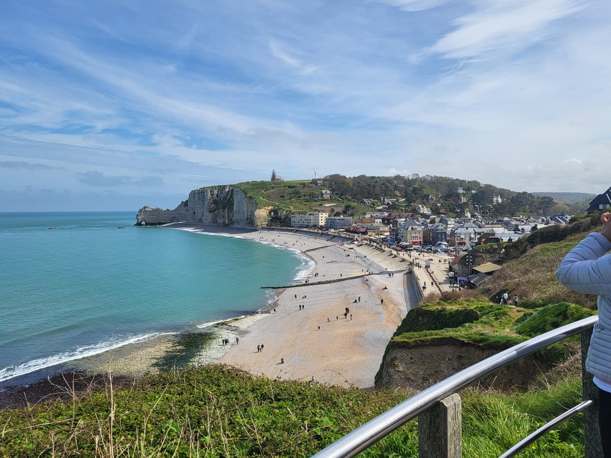 Excursion journée Paris Étretat — plage côte normande