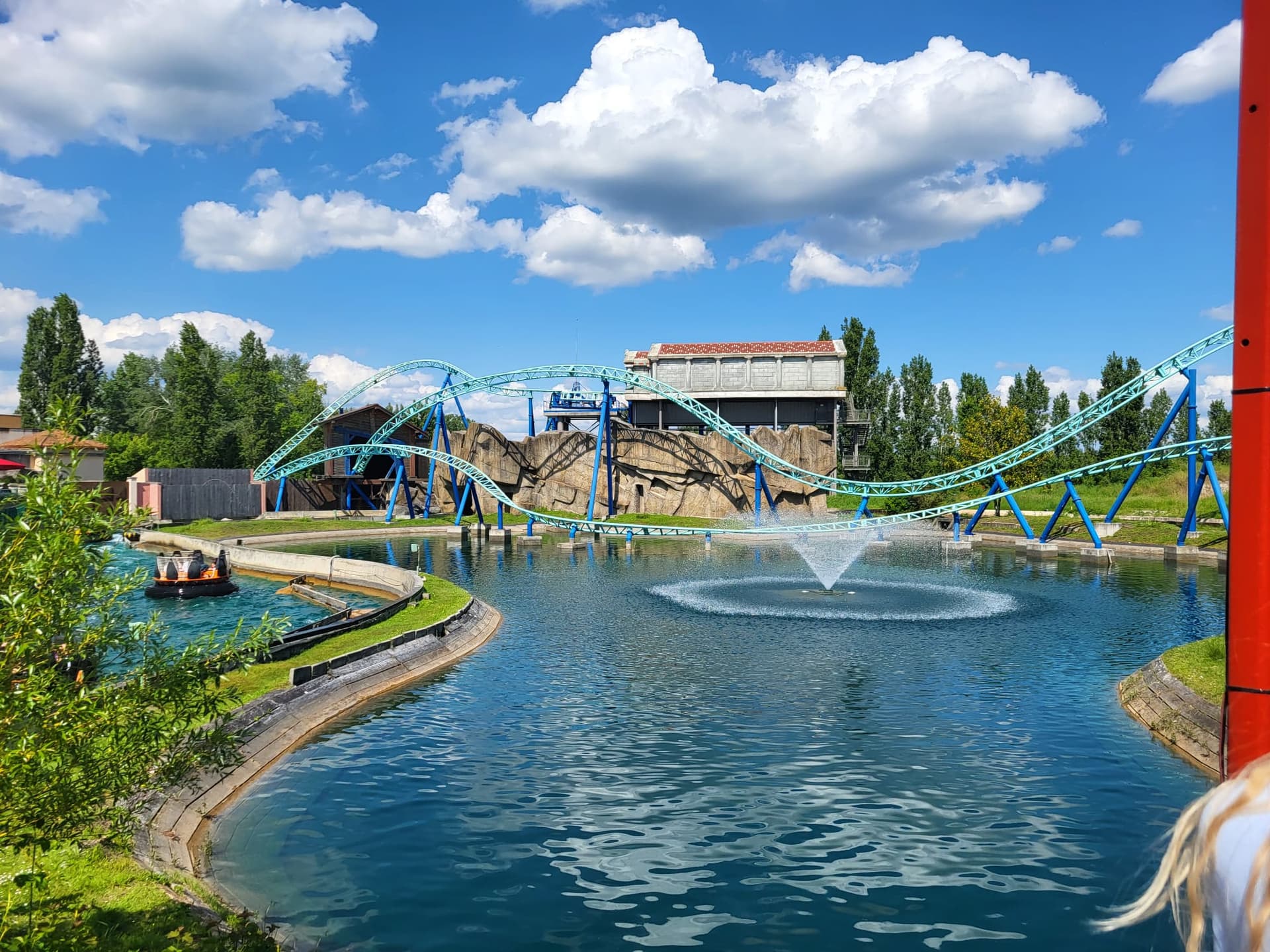 Attraction aquatique au Parc Astérix