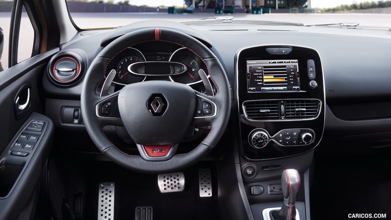 Intérieur Renault Clio — 5 places