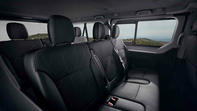 Intérieur Renault Trafic — 8 places