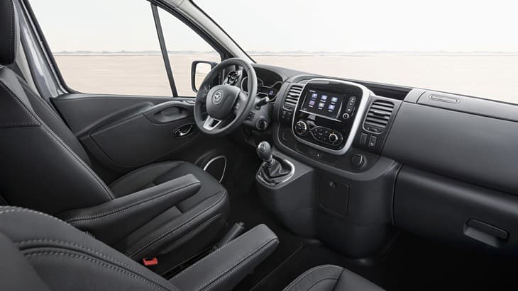 Intérieur Renault Trafic — 8 places
